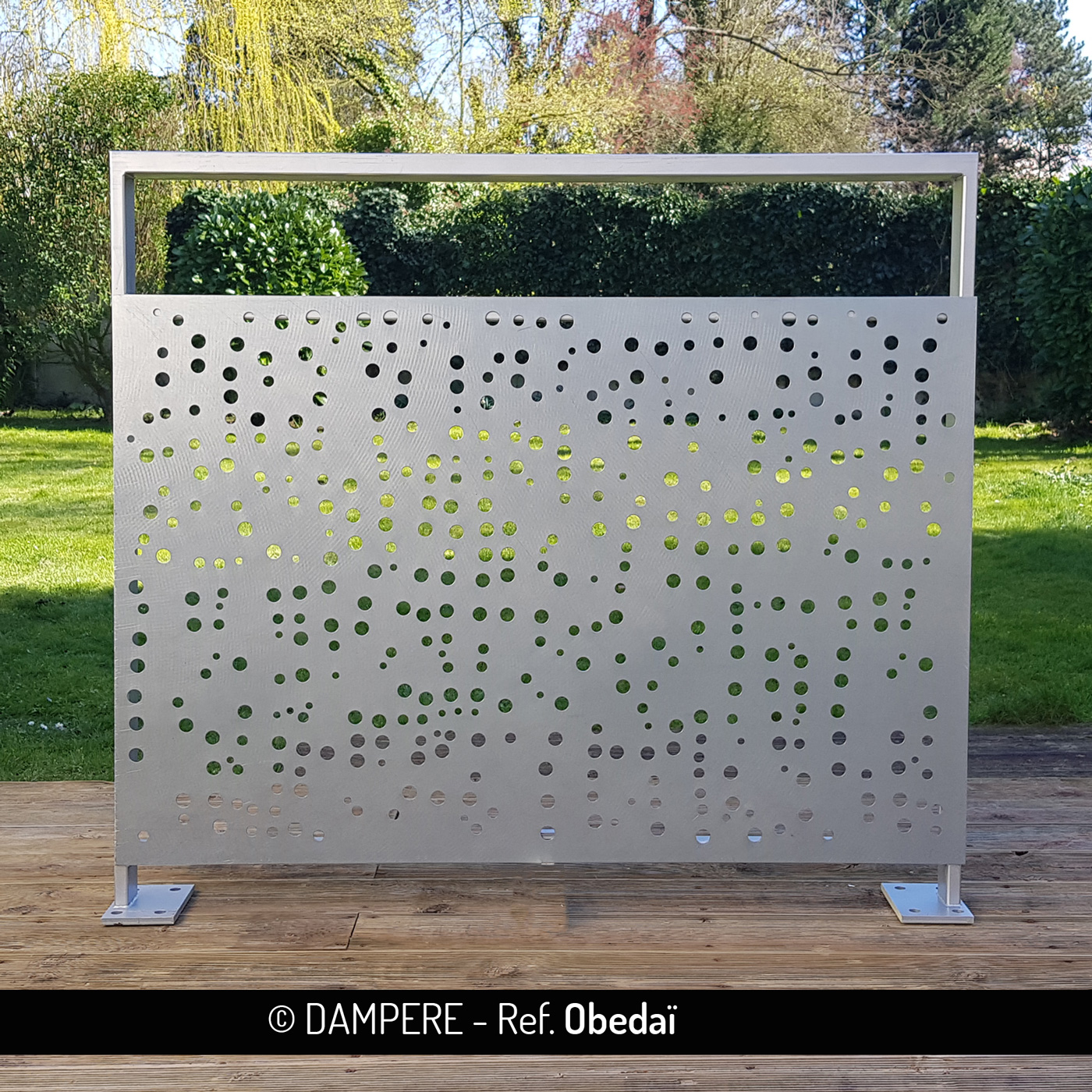 Tole perforee decorative OBEDAI par Dampere